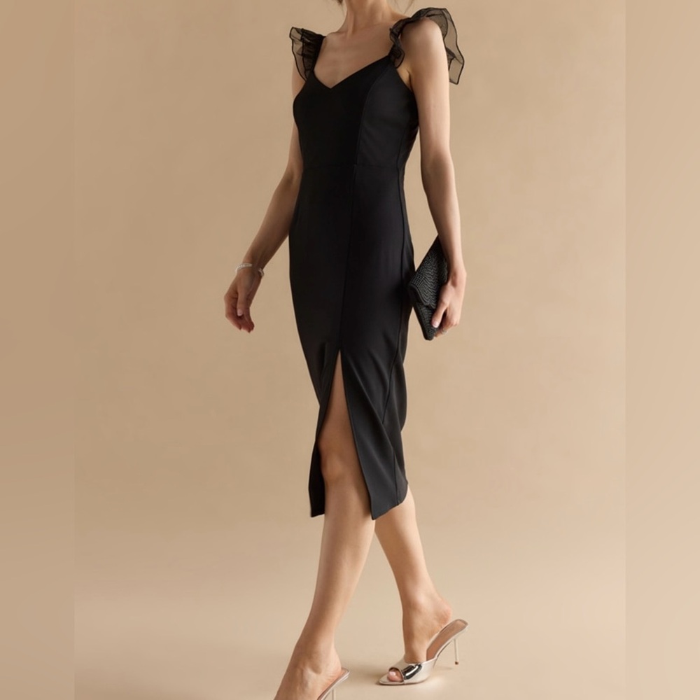 NWT Clare Chiffon Ruffle Strap Midi Dress